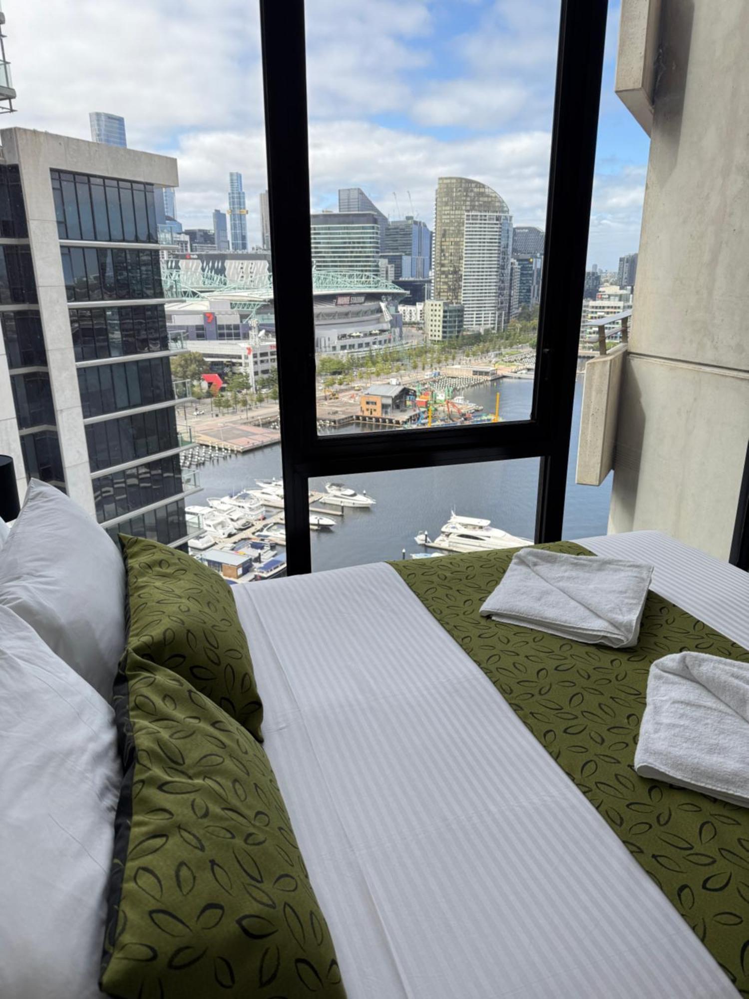 Akom At Docklands Melburne Exterior foto